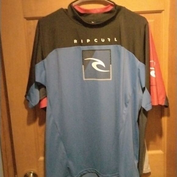 Ripcurl Surf Tee  - Picture 2 of 4